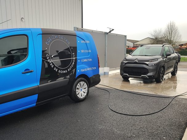 nettoyage mobile station de lavage nettoyage automobile d'occasion à Erbrée proche de Laval