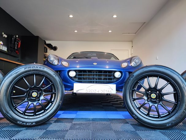 Pose céramique protection longue durée  voiture à Rennes